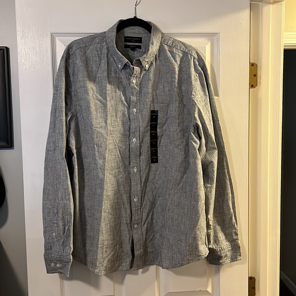 NWT! Banana Republic slim fit untucked fit shirt